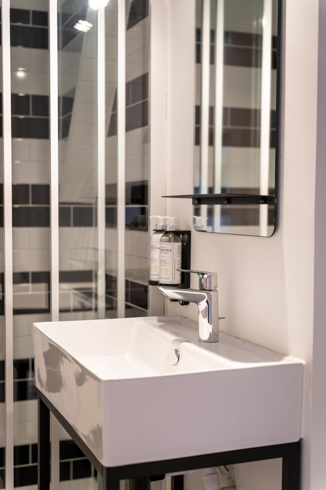 Hotel Le Croiseur Ginette - Entierement Renove Saint-Malo Ngoại thất bức ảnh